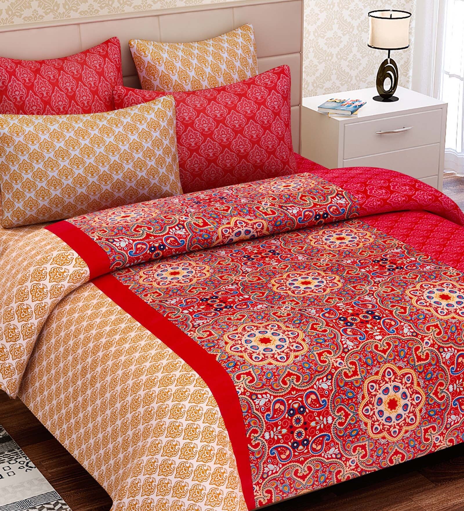 Inspiration Red Abstract Cotton 1 Bedsheet with 2 Pillow Covers