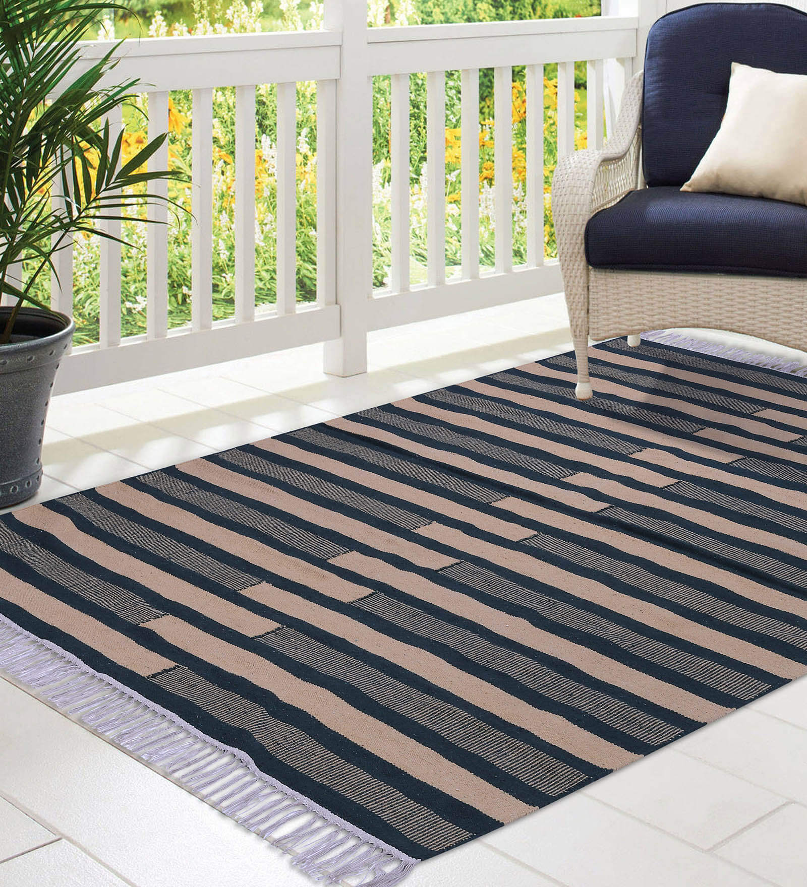 Intersection Lines Carpet in Multicolour