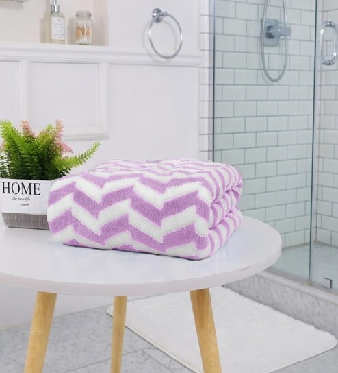 Lavender Microfibre Chevron 70x132 cm Kids Bath Towel