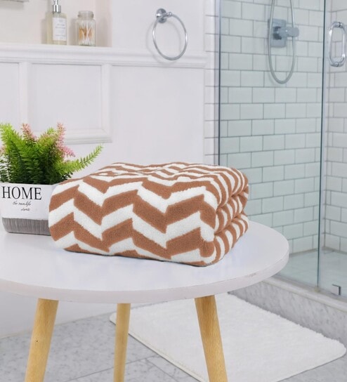 Brown Microfibre Chevron Bath Towel 70x132 cm