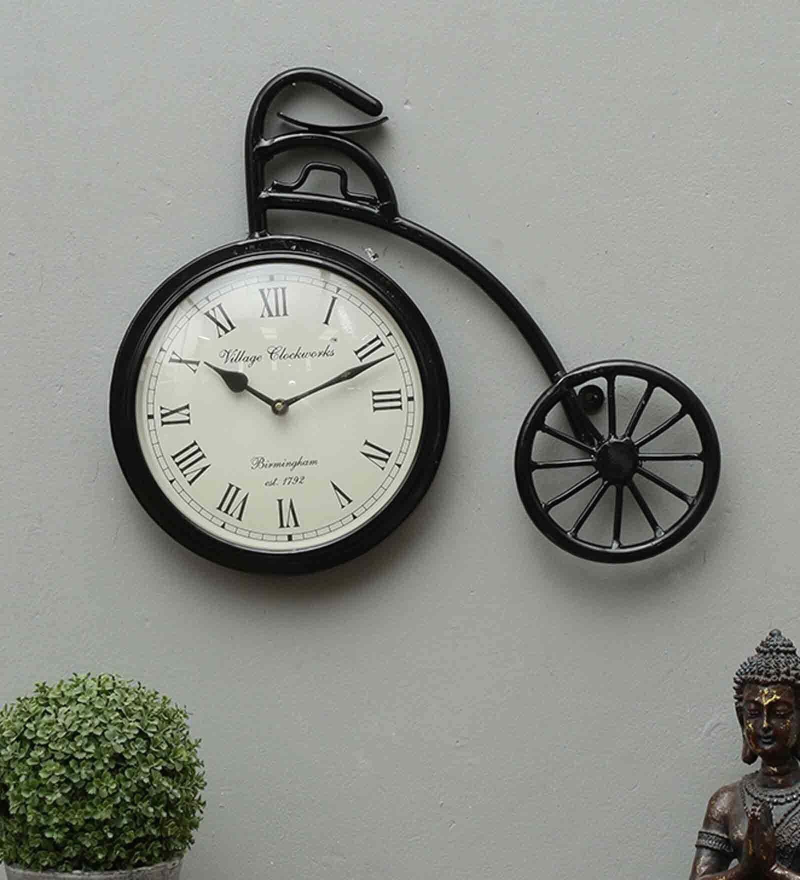 Black Iron Retro Novelty Wall Clock