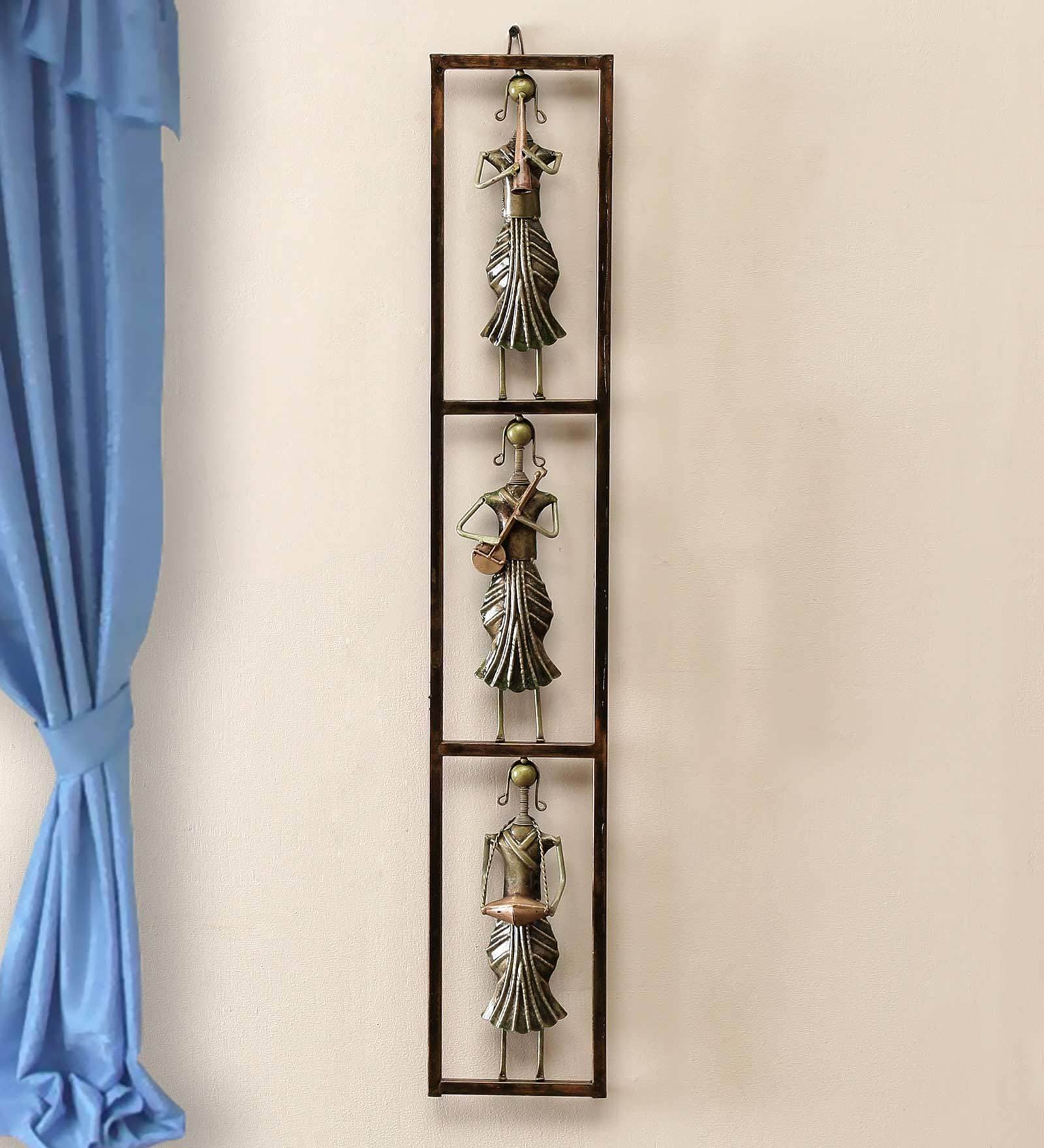 Iron Musician Doll Wall Art In Silver