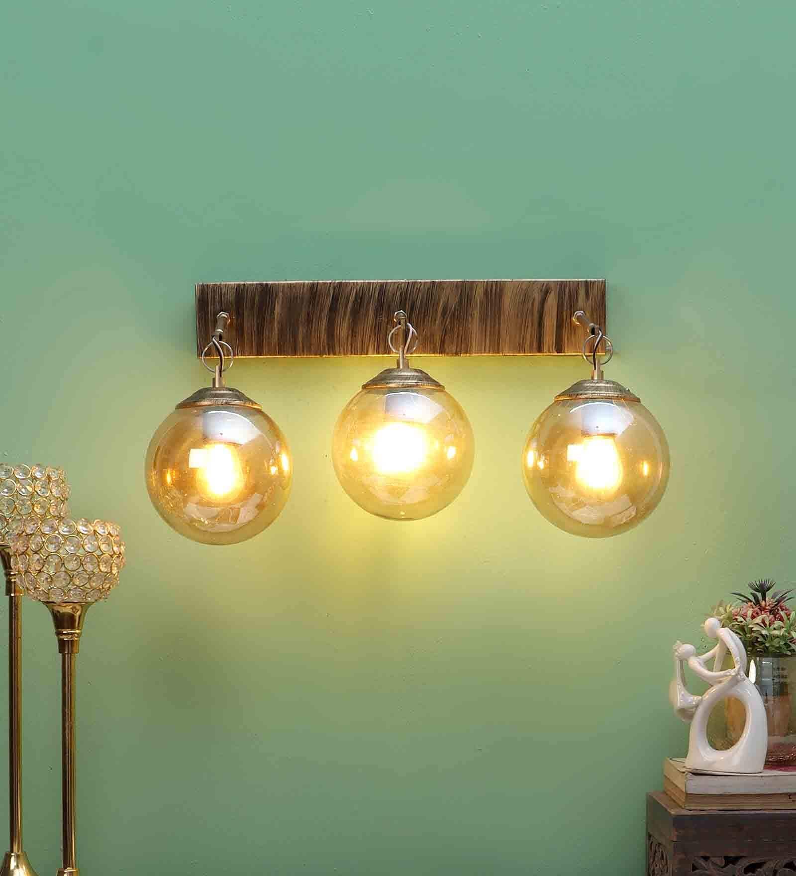 Iron Metal Novelty Wall Light (Antique Finish)