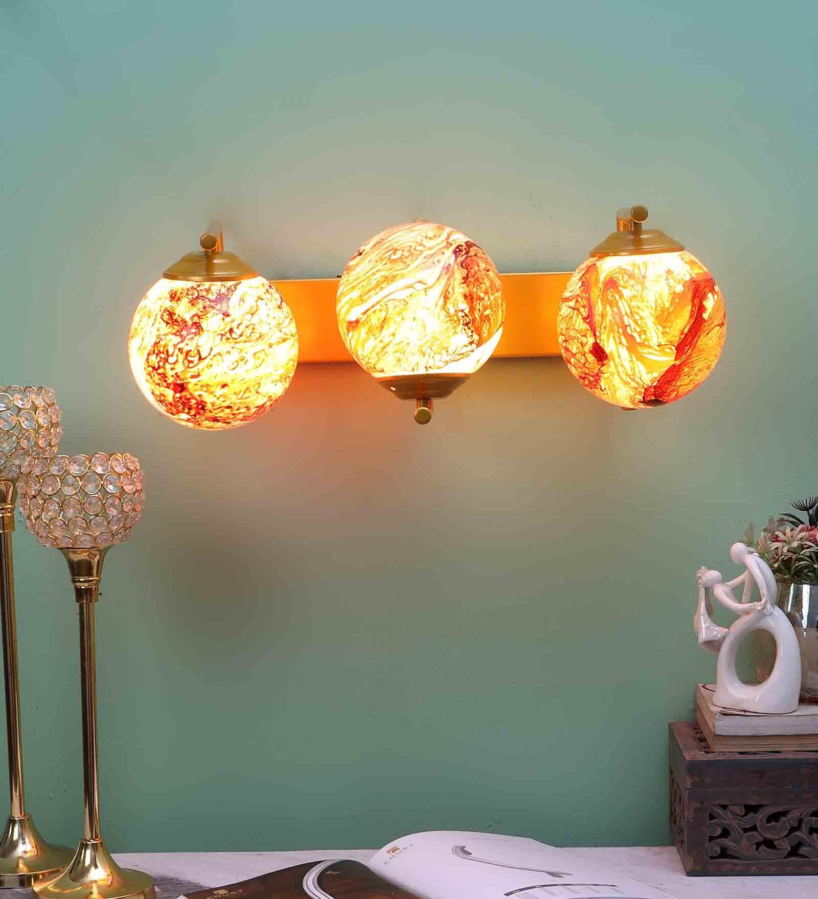 Iron Metal Novelty Wall Light (Gold) Iron Metal Novelty Wall Light (Gold)