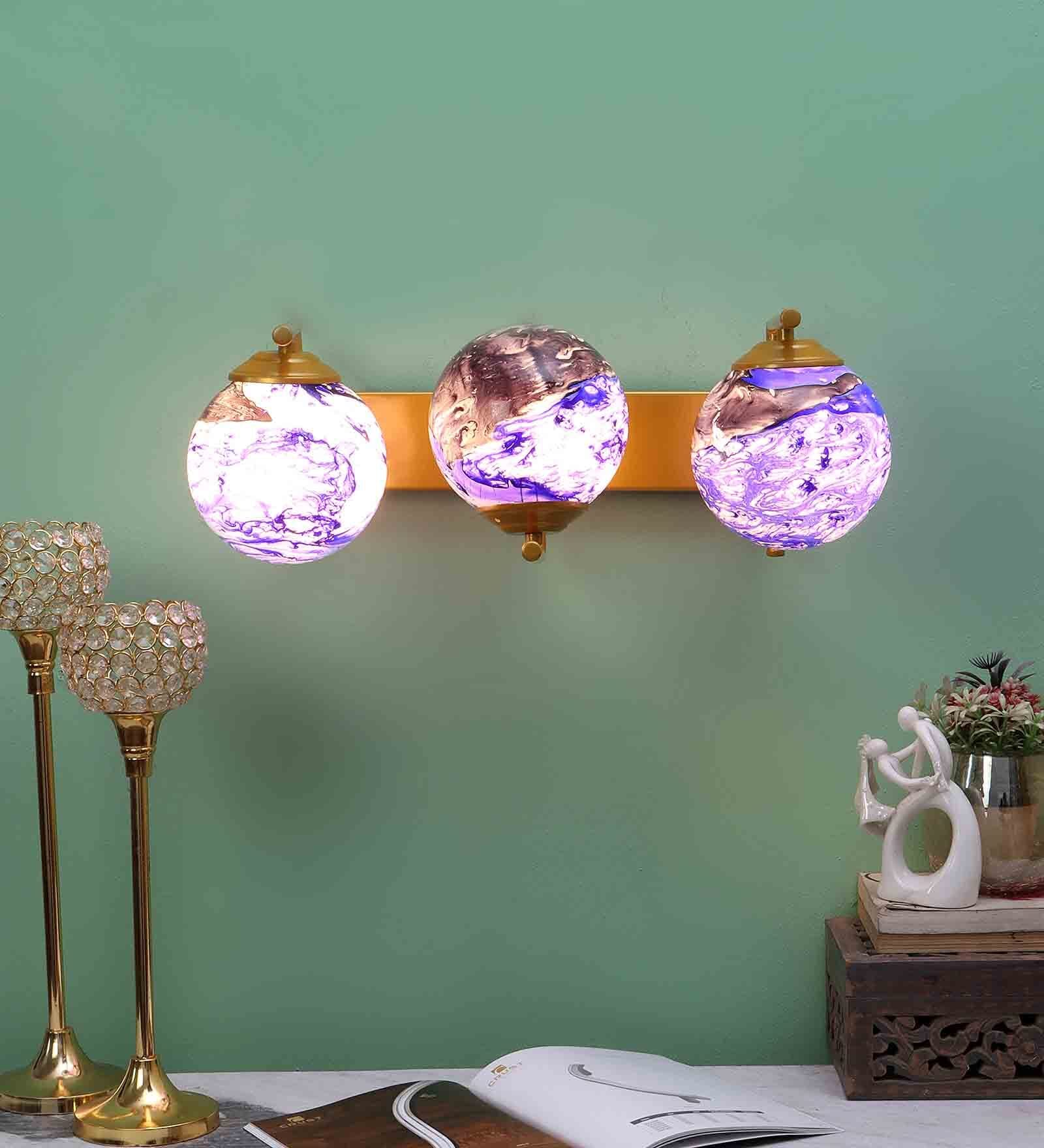 Iron Metal Novelty Wall Light (Gold)