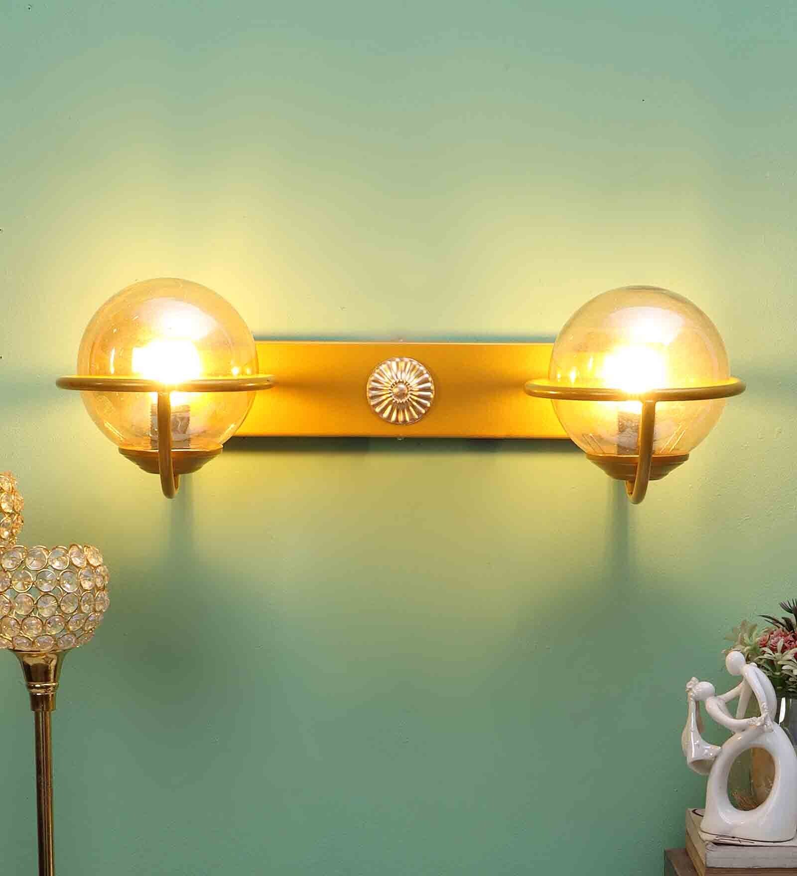 Iron Metal Novelty Wall Light (Gold) Iron Metal Novelty Wall Light (Gold)