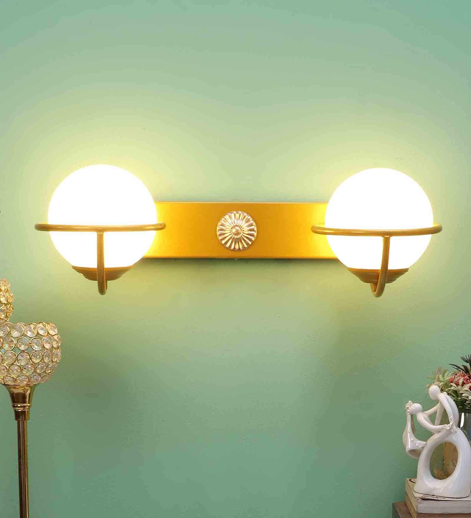 Iron Metal Novelty Wall Light (Gold) Iron Metal Novelty Wall Light (Gold)