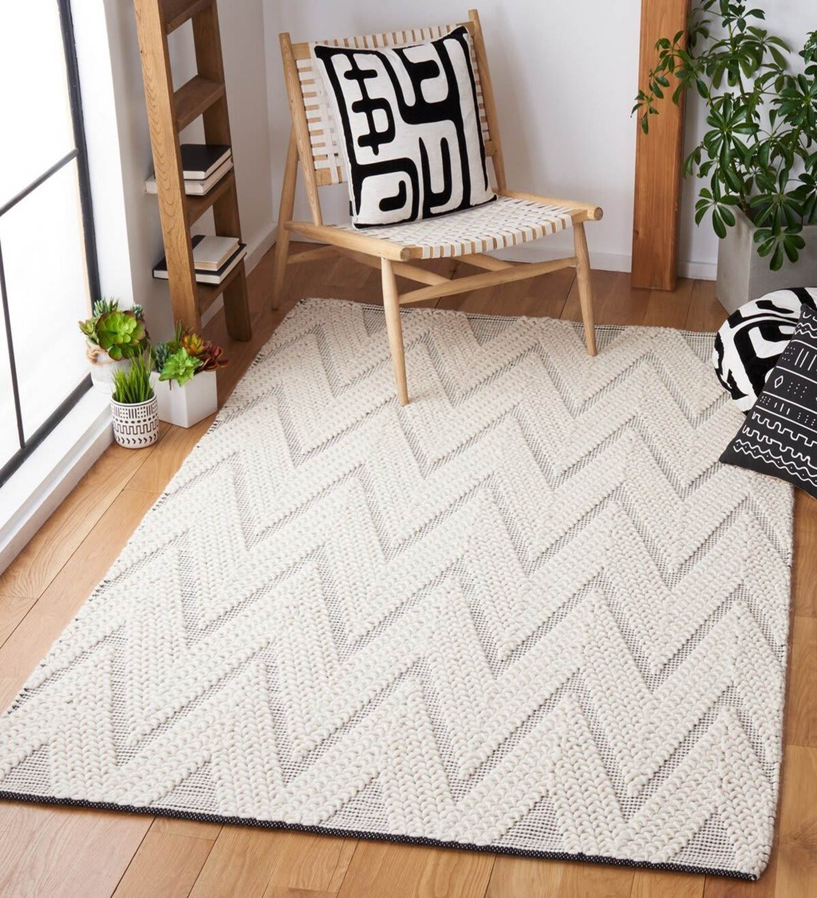 Ivory Wool 4 X 6 ft Hand Woven Dhurrie