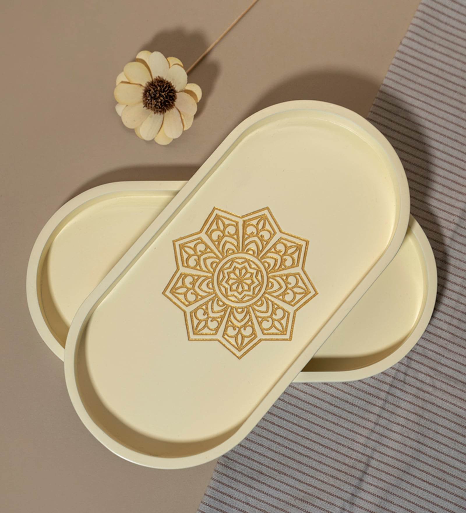 White Premium MDF Oval Tray Small with Mandala Art
