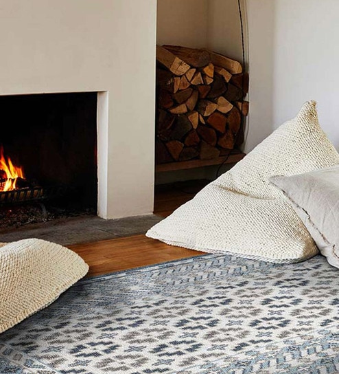 Ivory Geometric Wool & Cotton 4 ft x 6 ft Hand Knotted Carpet