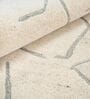 Green Abstract Woolen 36 x 60 Inches Hand Tufted Rug