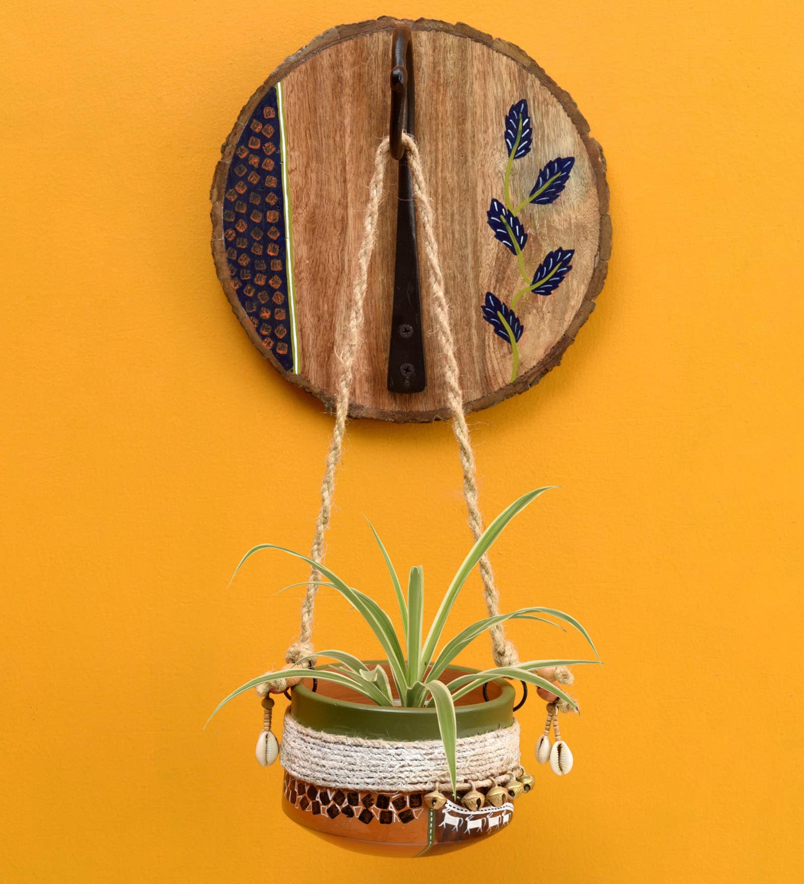 Jute Embellished Na Hanging Planter