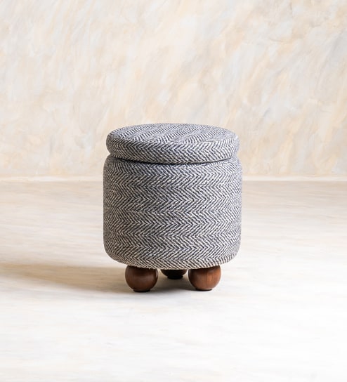 Jupiter Pouf In Ribbed Finish