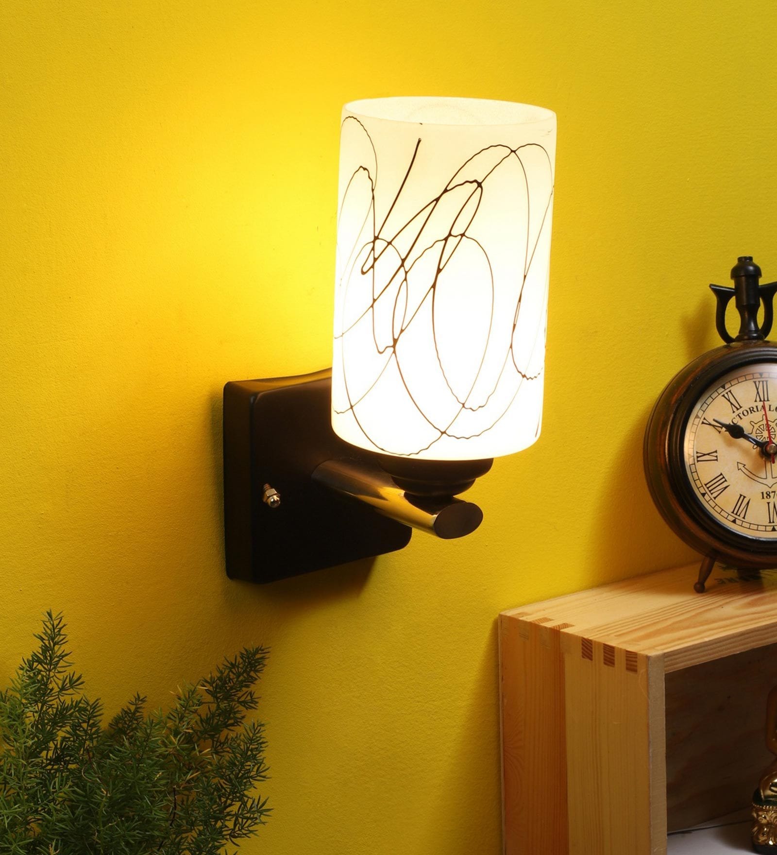 Keefe Black Metal Wall Light