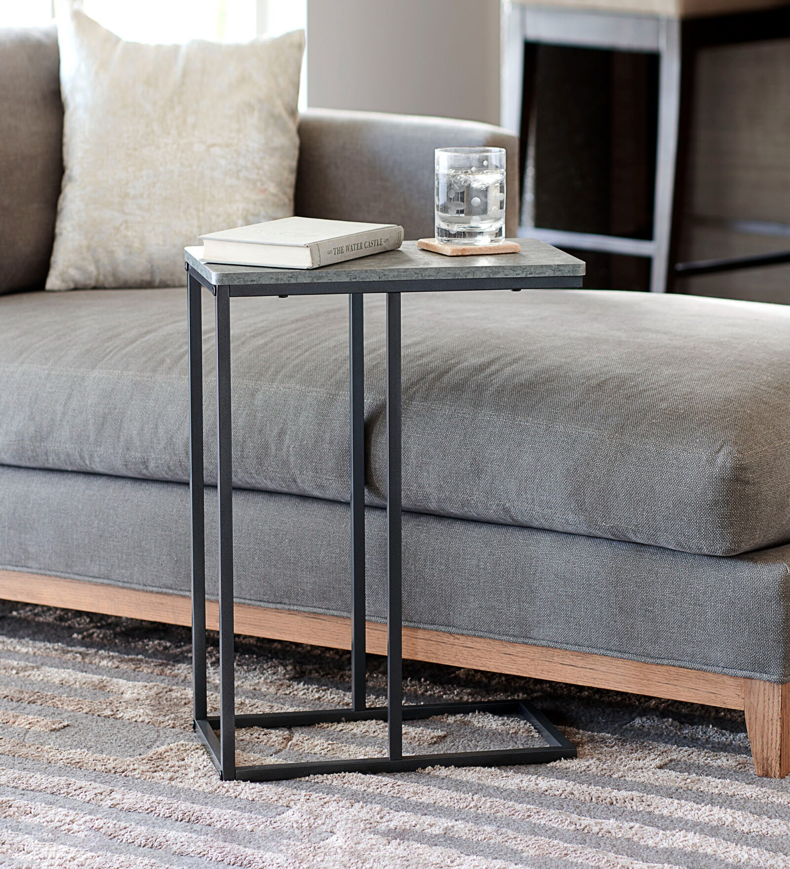Kevin Metal C-Shape End Table in Grey Finish