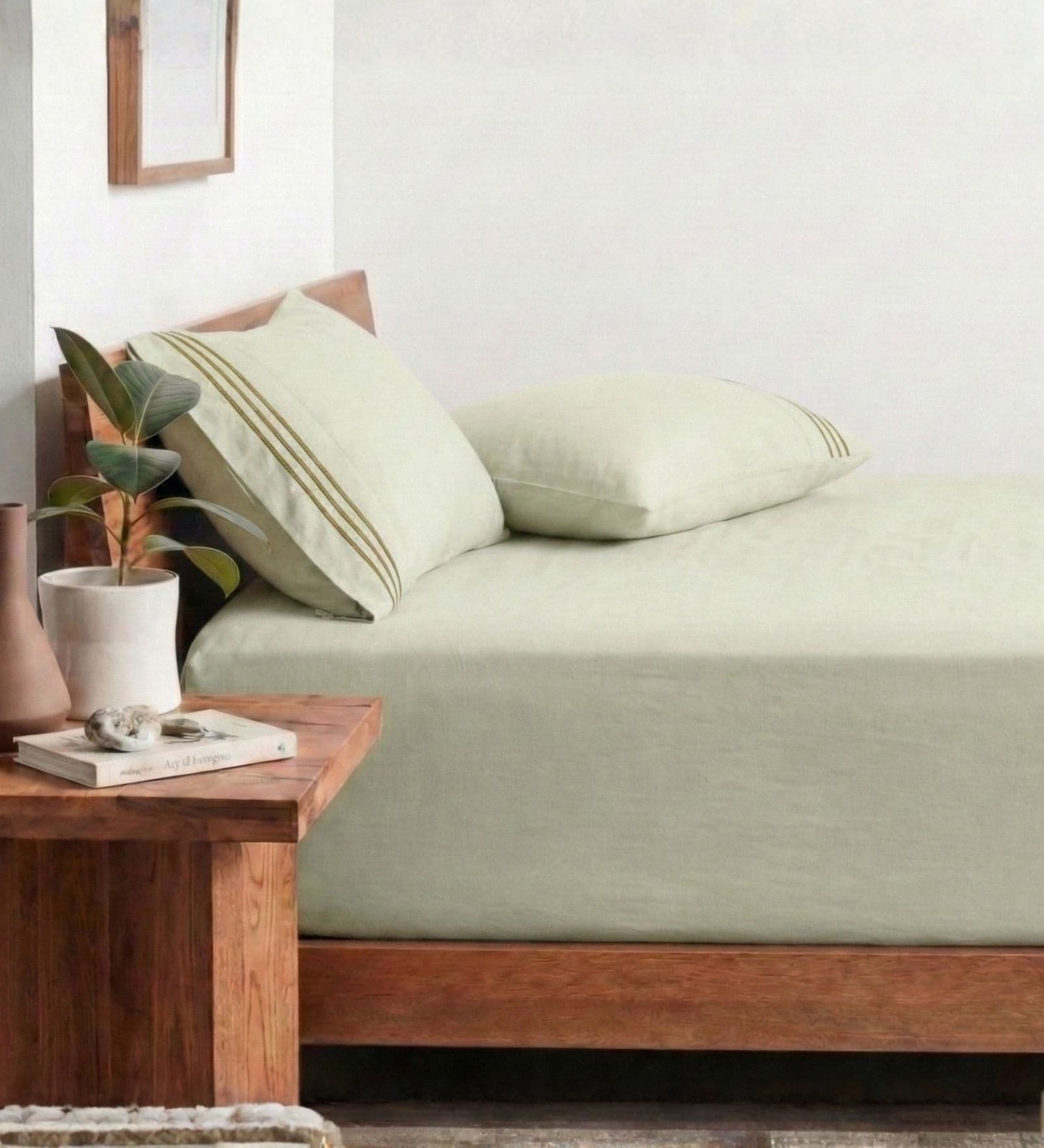 Khaki 210 TC Cotton King Size Bedsheet with 2 Embroidered Pillow Covers