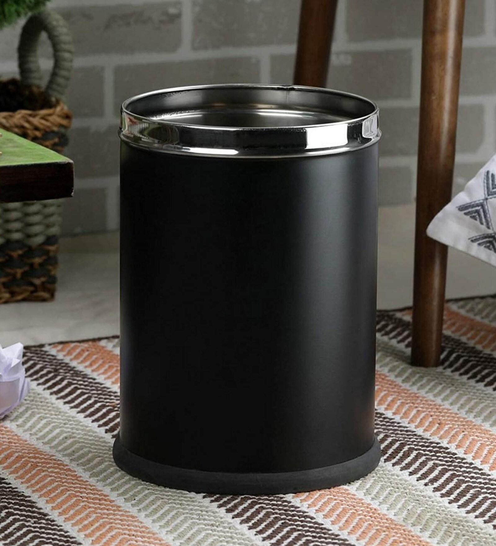 5 Ltr Open Metal Dustbins In Black