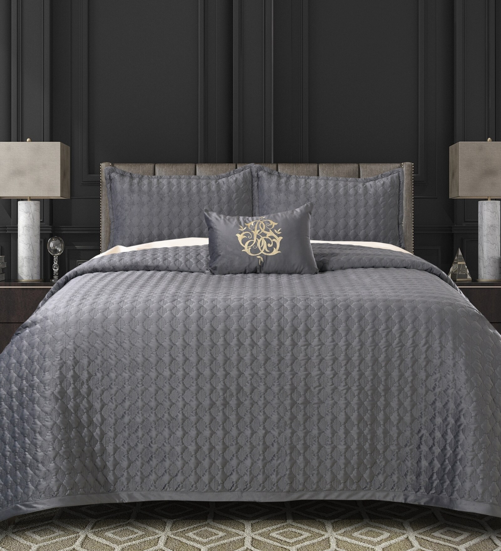 Grey 572 GSM Cotton King Sized Double Bedding set With With 2 Pillow Covers And 1 Cushion Cover