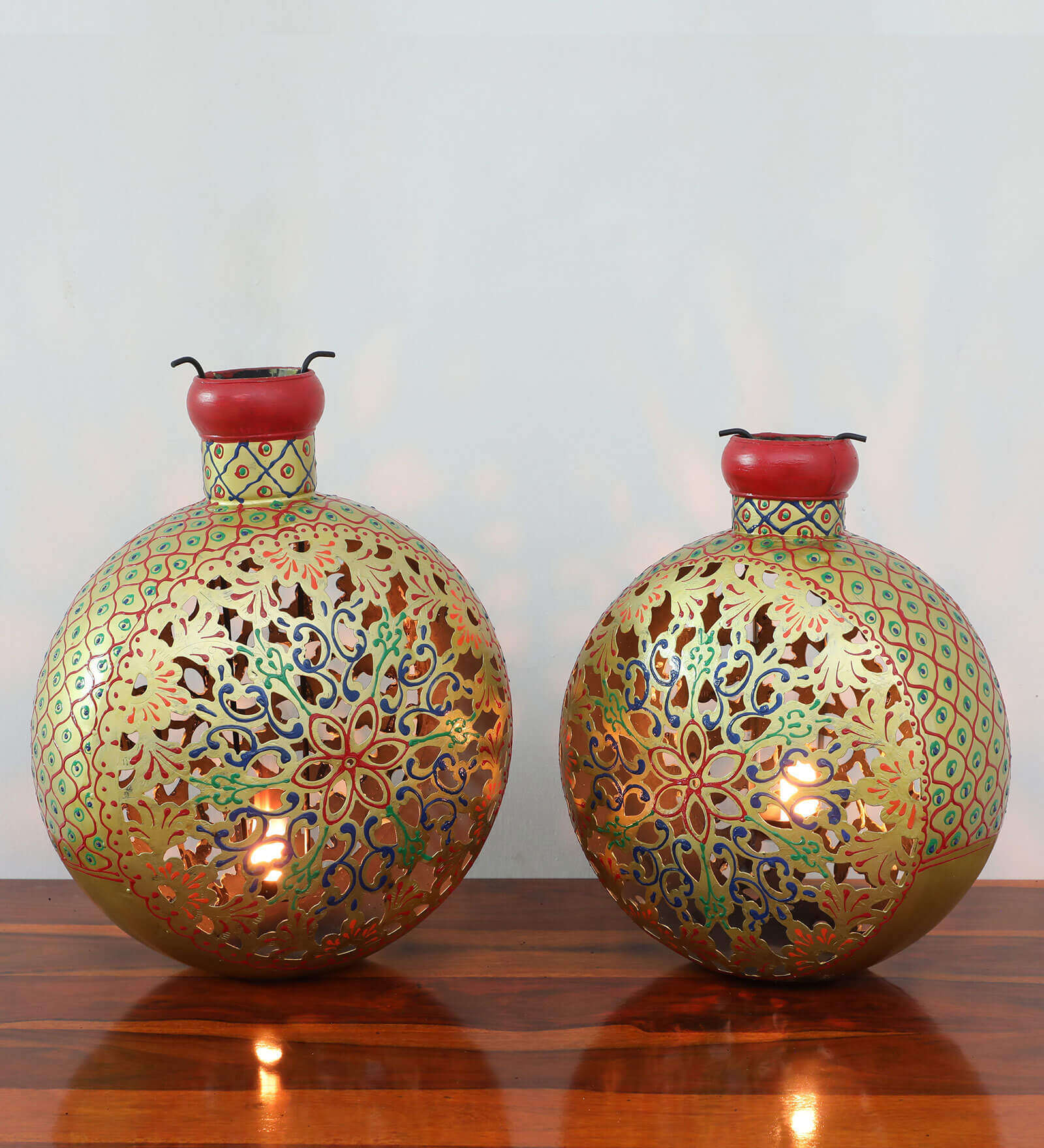 Kudia ( Set Of 2) Multicolour Iron Tea-Light Holder