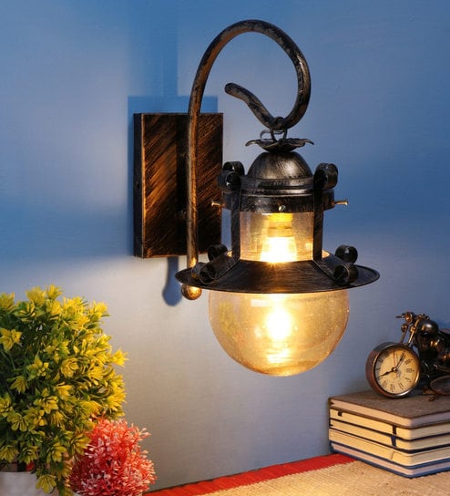 Derby Gold Metal Novelty Wall Light