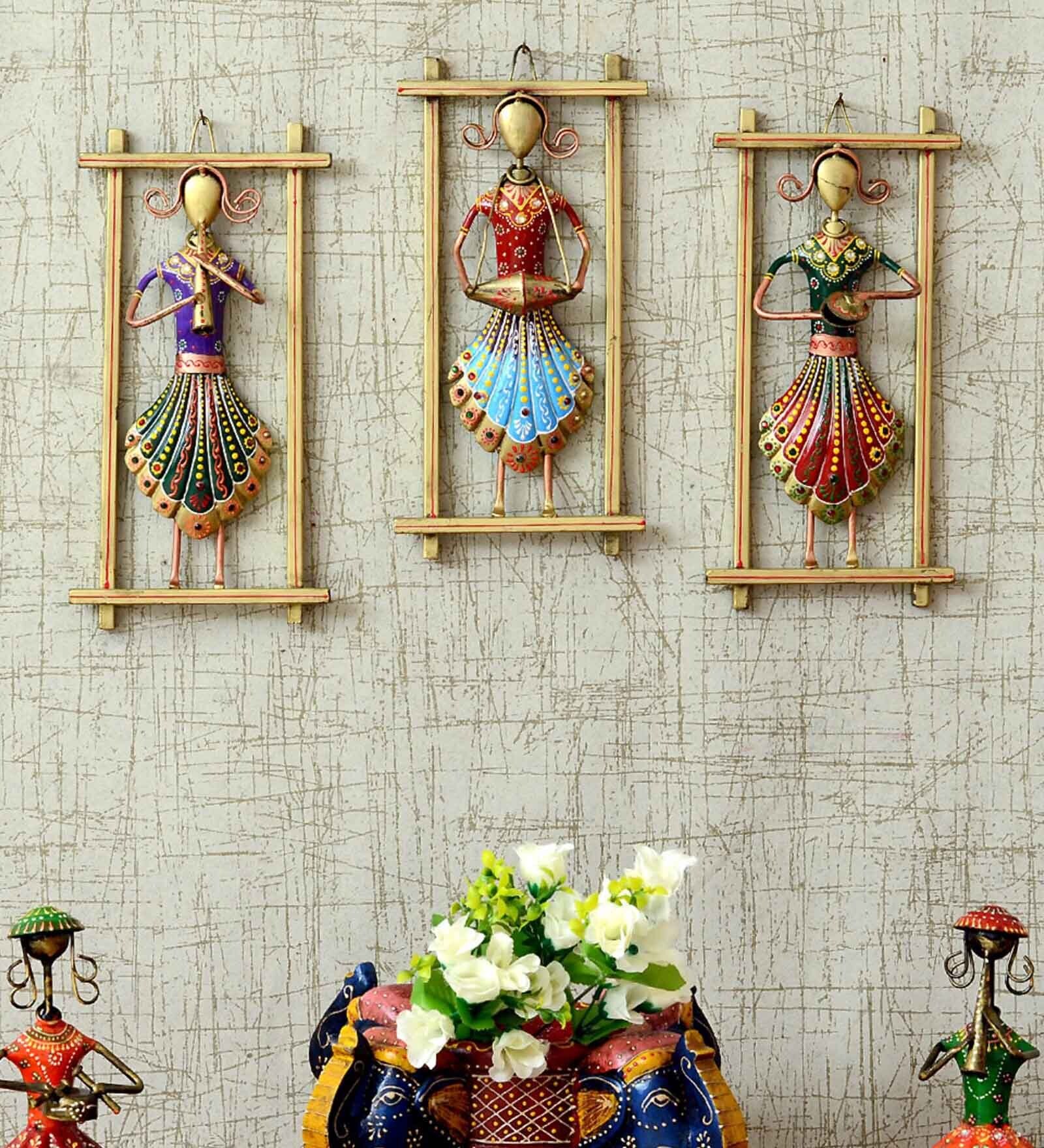 Venice Lady Musician S/3 Iron Wall Frame