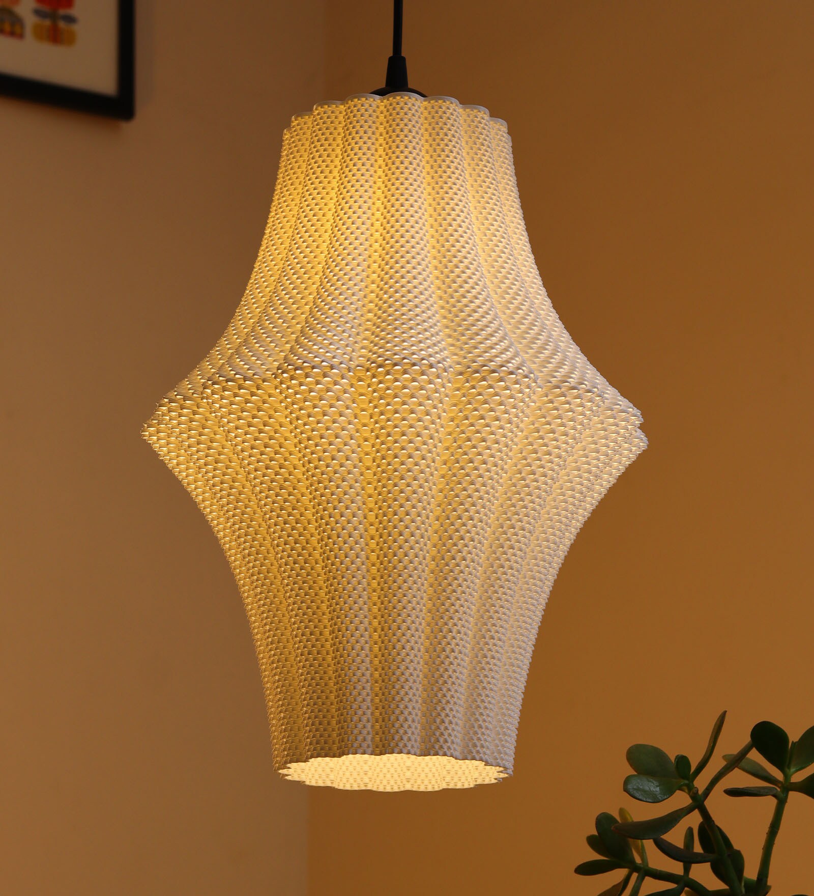 Larisa Double Half Scallon