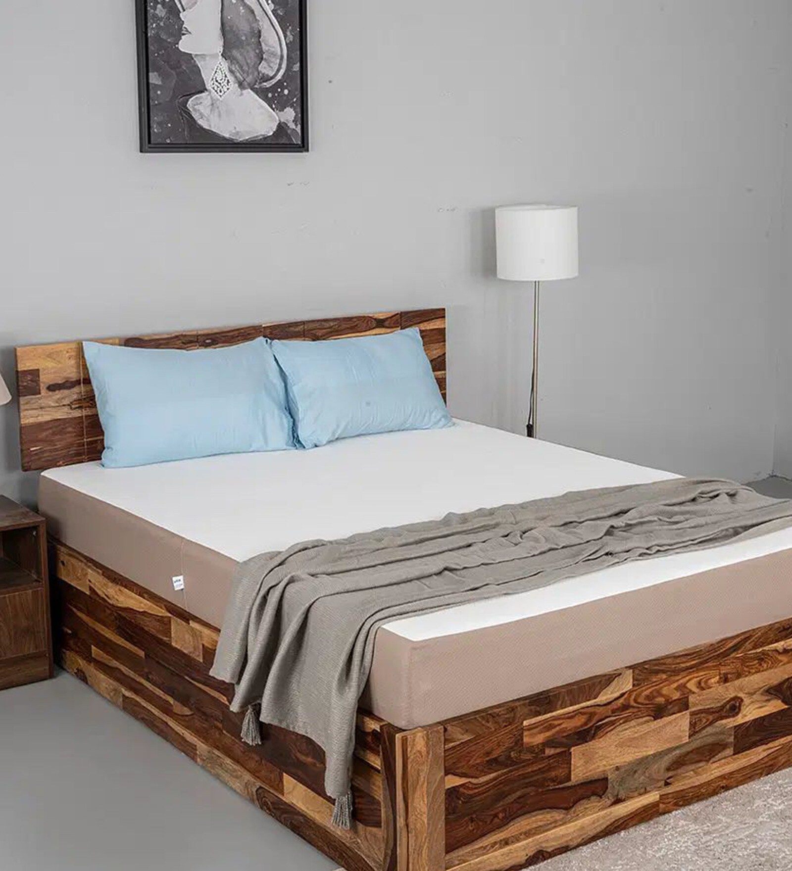 Buy Latex 10 inch Latex King Size Mattress at 20 OFF by Wakefit