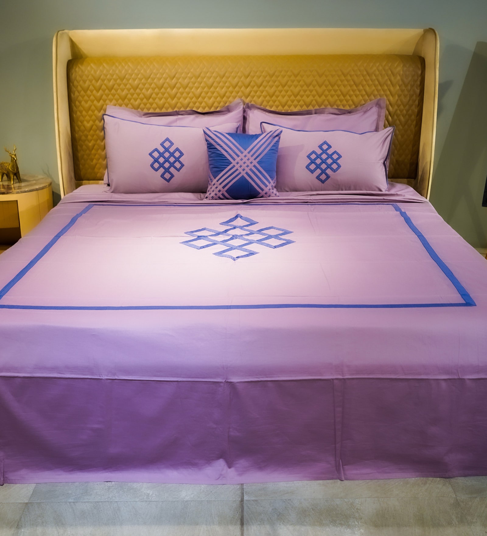 Lavender  500 TC 100% Cotton Abstract  Collection
