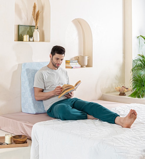 Lantana Support (18 X 18) HR Foam & Memory Foam Wedge Pillow