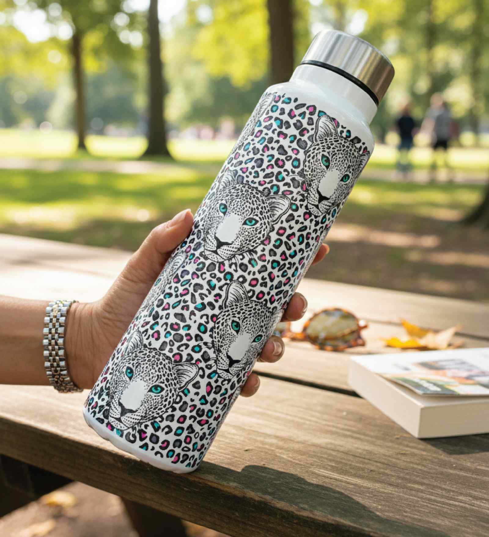 Leopard Art Print White Stainless Steel 950ml Water Bottle
