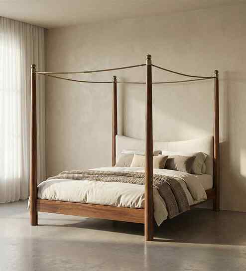 Le Roi Queen Size Bed In Kiara Finish