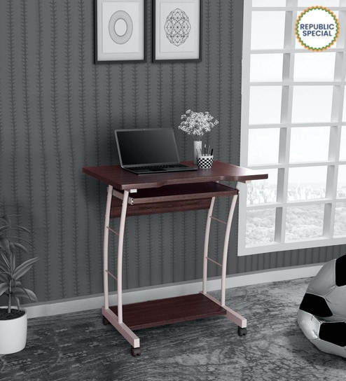 Leo Computer Table in Walnut Finish