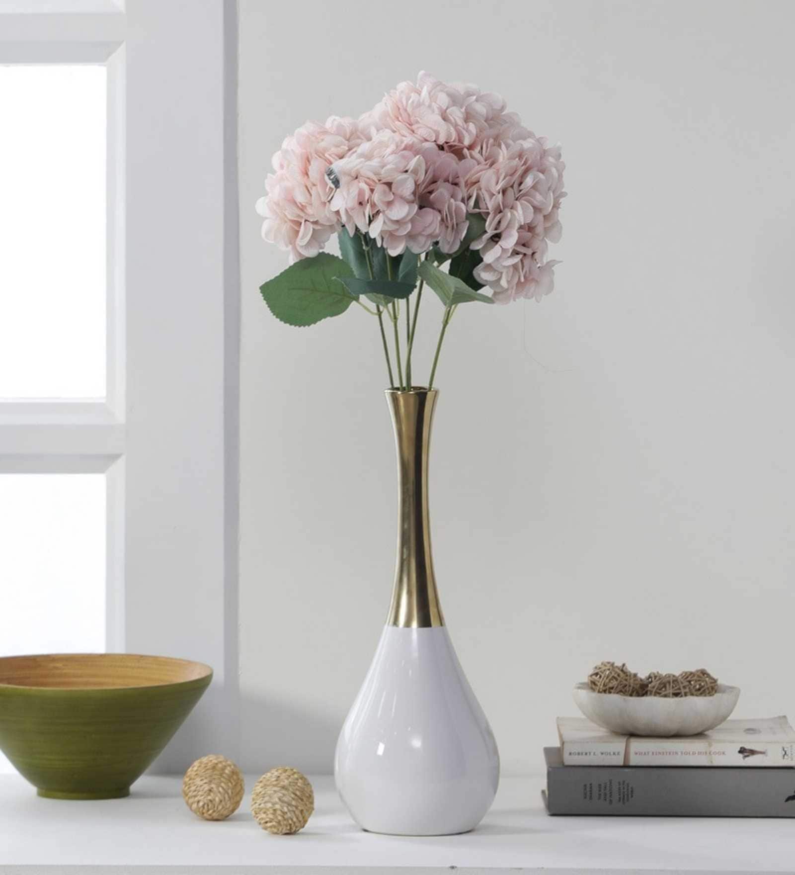 Life like Hydrangea Flower Bunch with 7 Flower Heads (Pink)