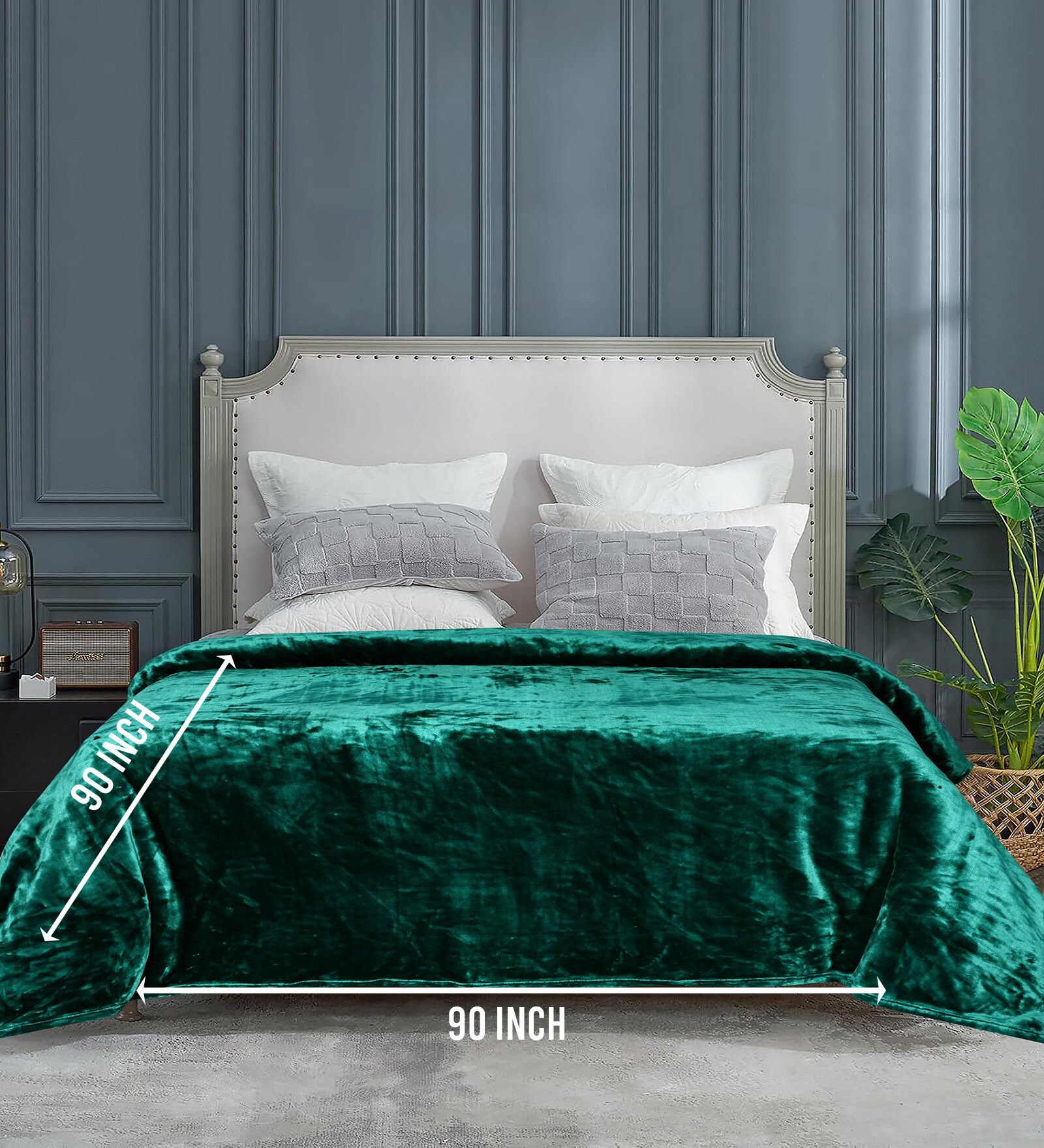 Green Light Weight Cloudy Mink Silky Quilt