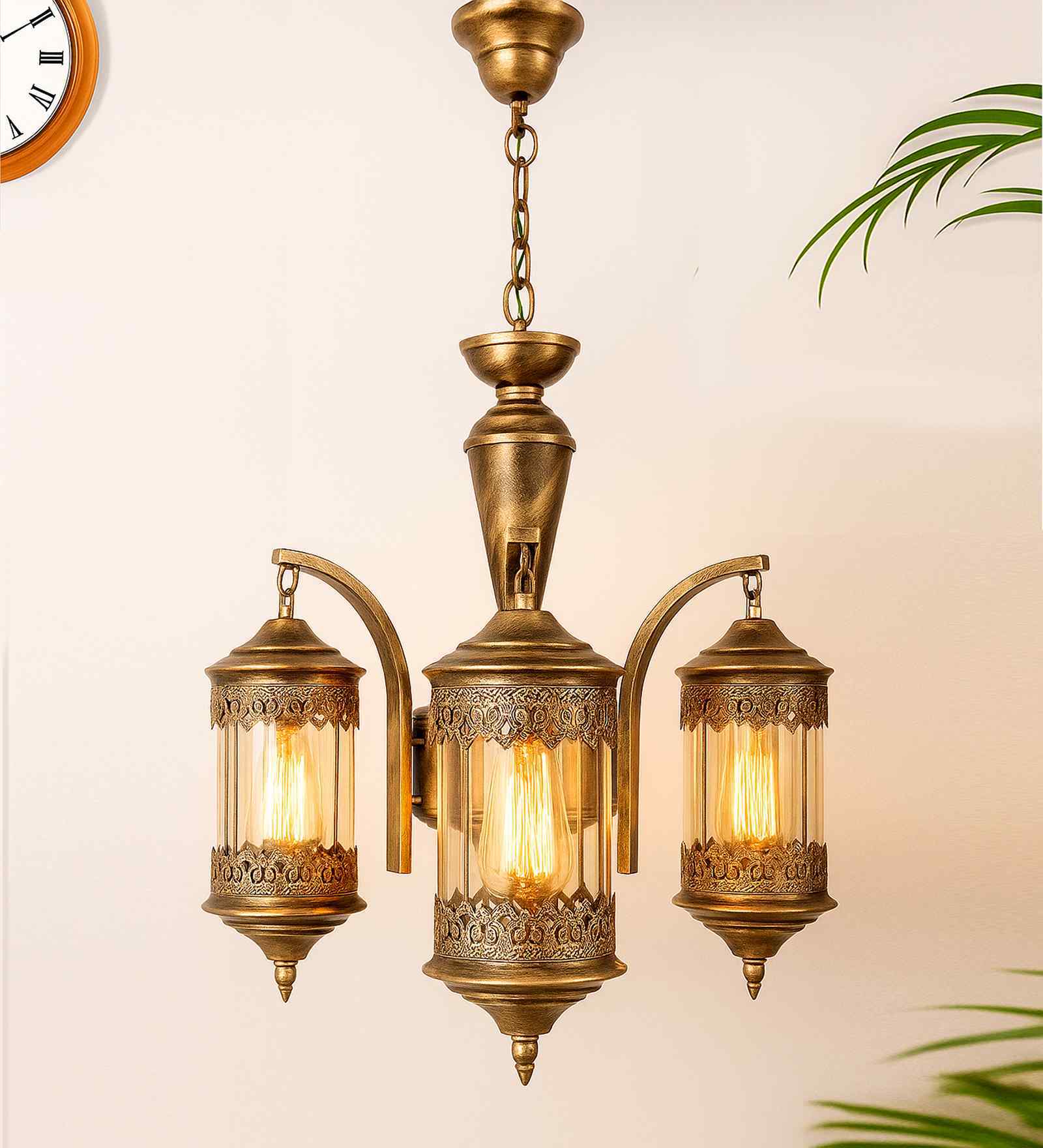 Lily Gold Metal Cluster Hanging Light