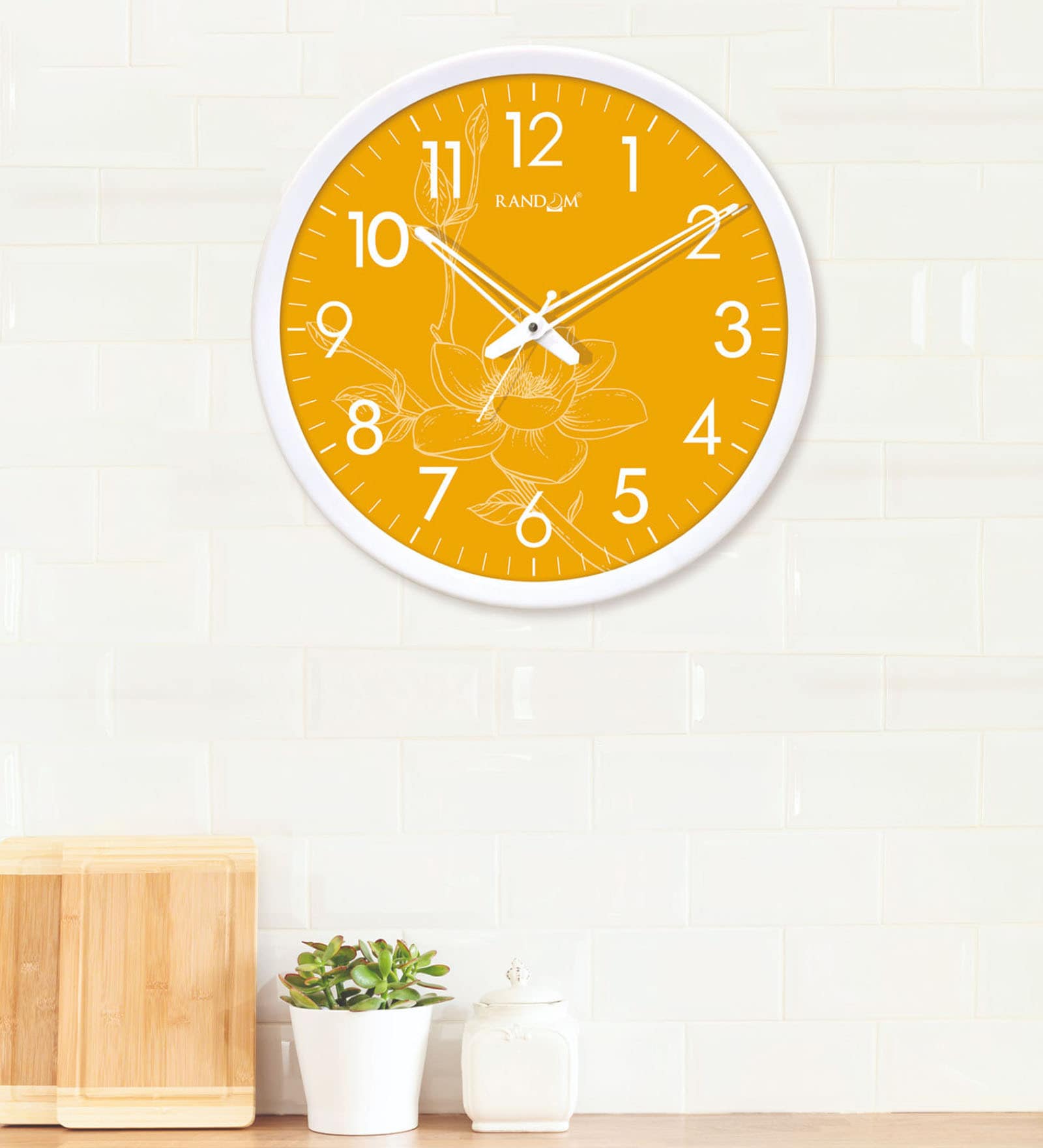 Lisianthus Quartz Movement White Plastic Wall Clock