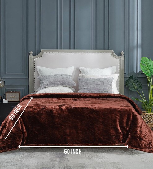 Brown Light Weight Cloudy Mink Silky Quilt