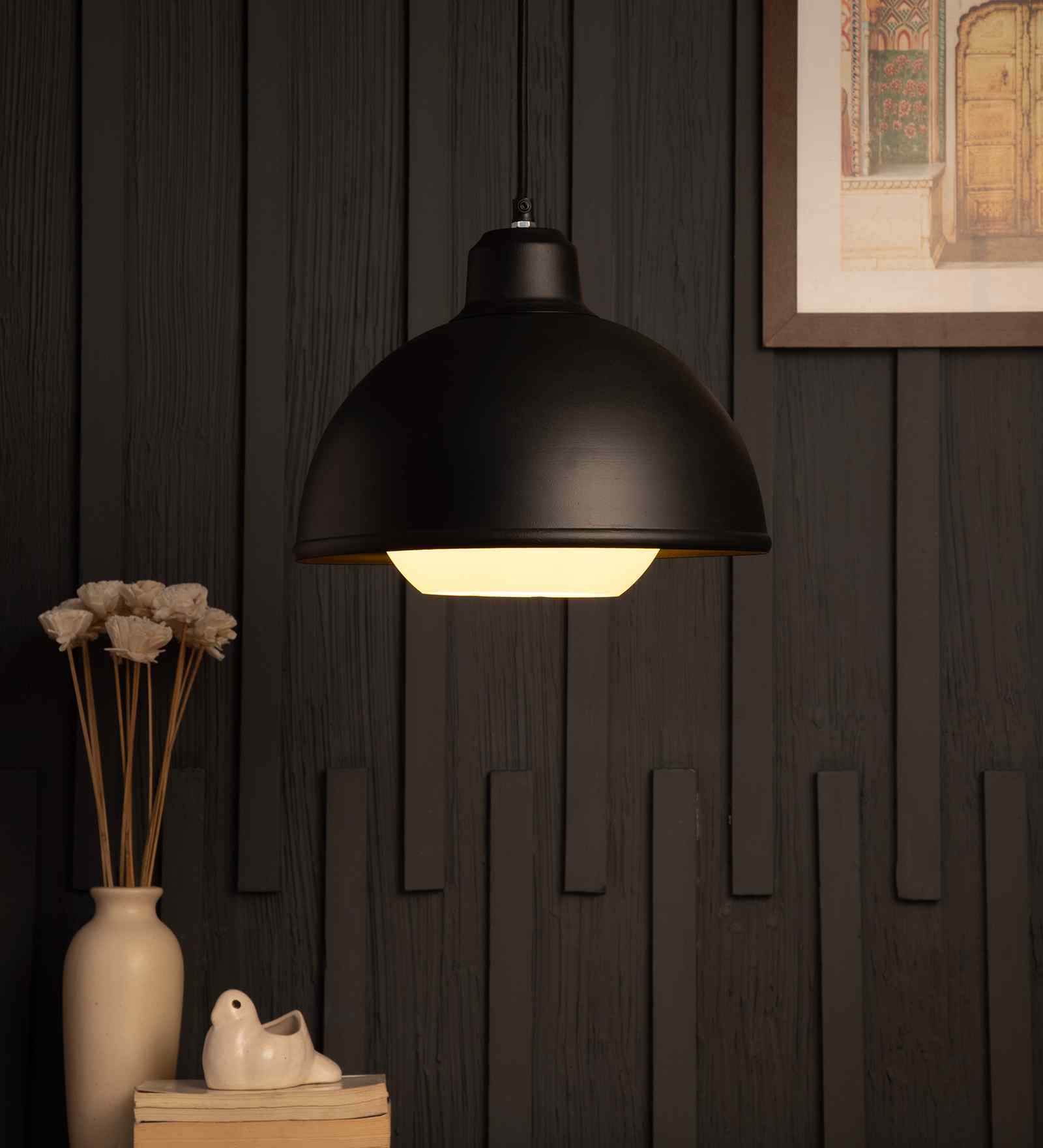Lobbl Black Pendant Light