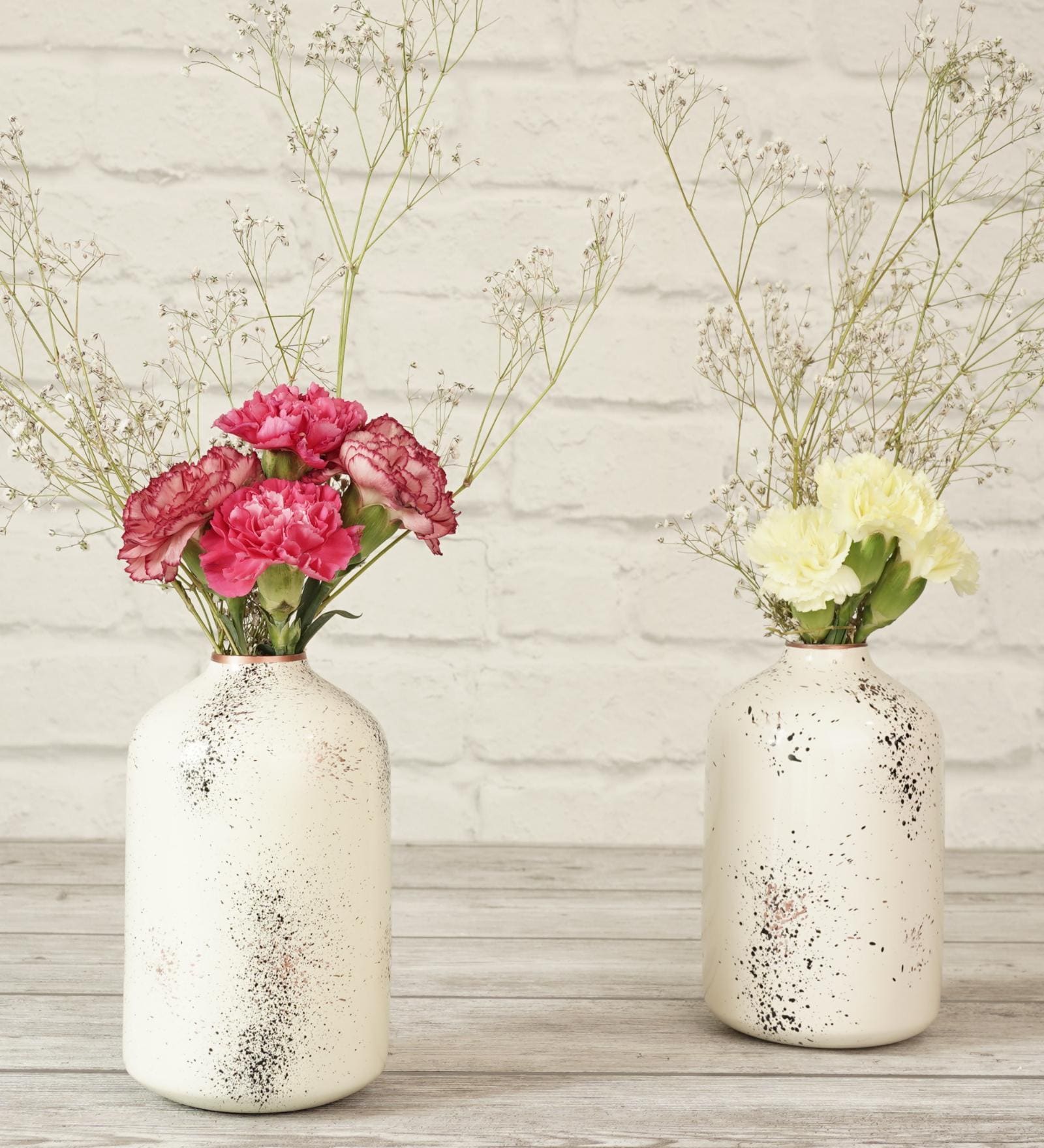 Lorain White Iron (Pack of 2) Vases