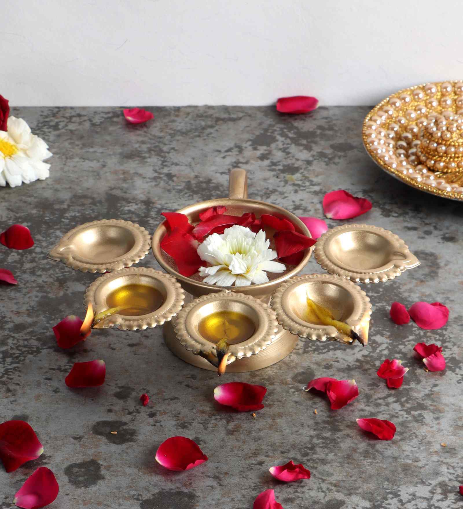 Lotus Dia Akhand Jyot With handle