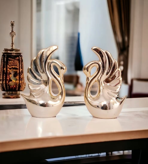 Love Couple Swan Ceramic Showpiece