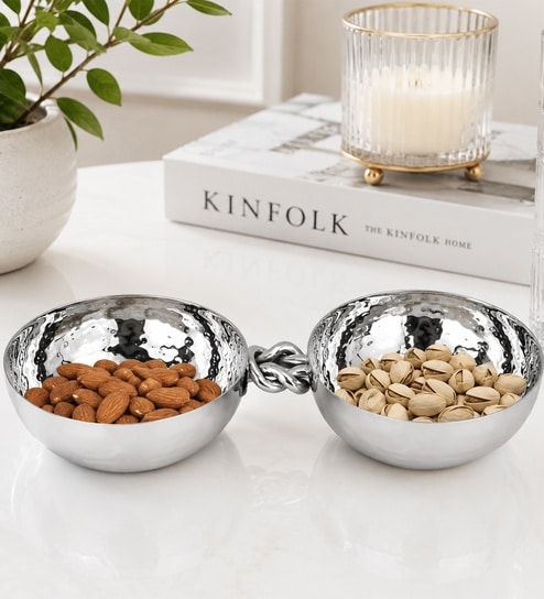 Love Knot Nut Bowl