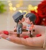 Romantic Kissing Couple Miniature Showpiece Valentine Gift
