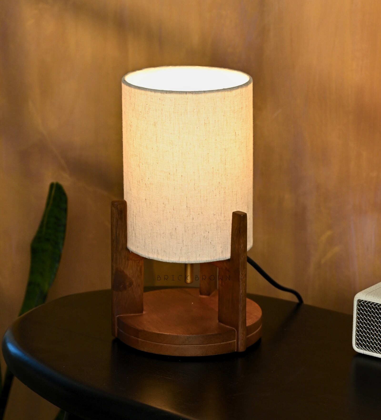 Lumo Table Lamp