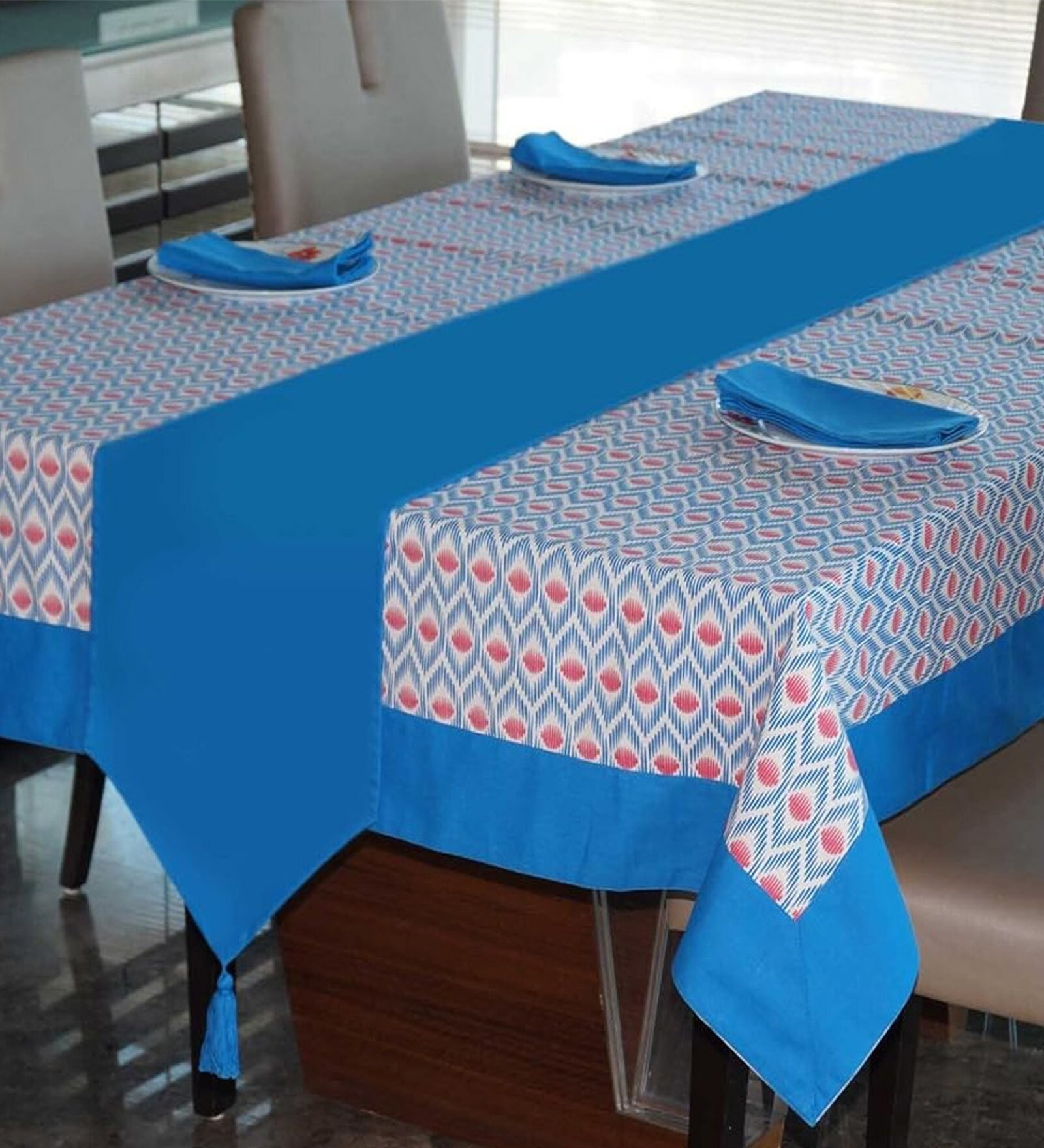 Lushomes 12 seater dining table Cover Set, Diamond Printed 12 Seater Table Linen Set (1 Table Cloth- 72 x 120 inches, 1 Runner in Size 12x132 Inches, 12 Napkins In SIze 17x17 Inches)