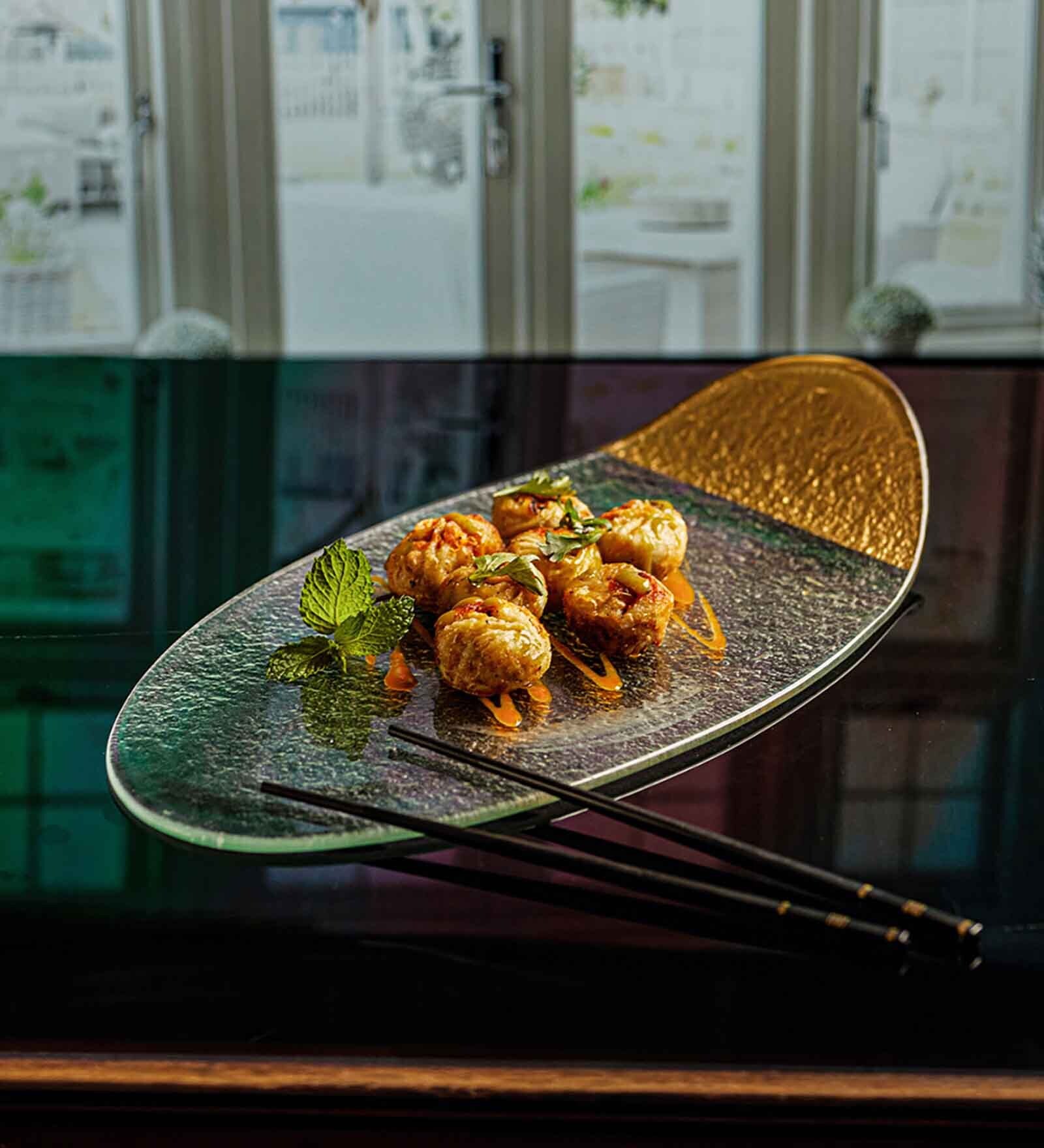 Luster Medium Clear Glass Serving Platter (1 Piece)