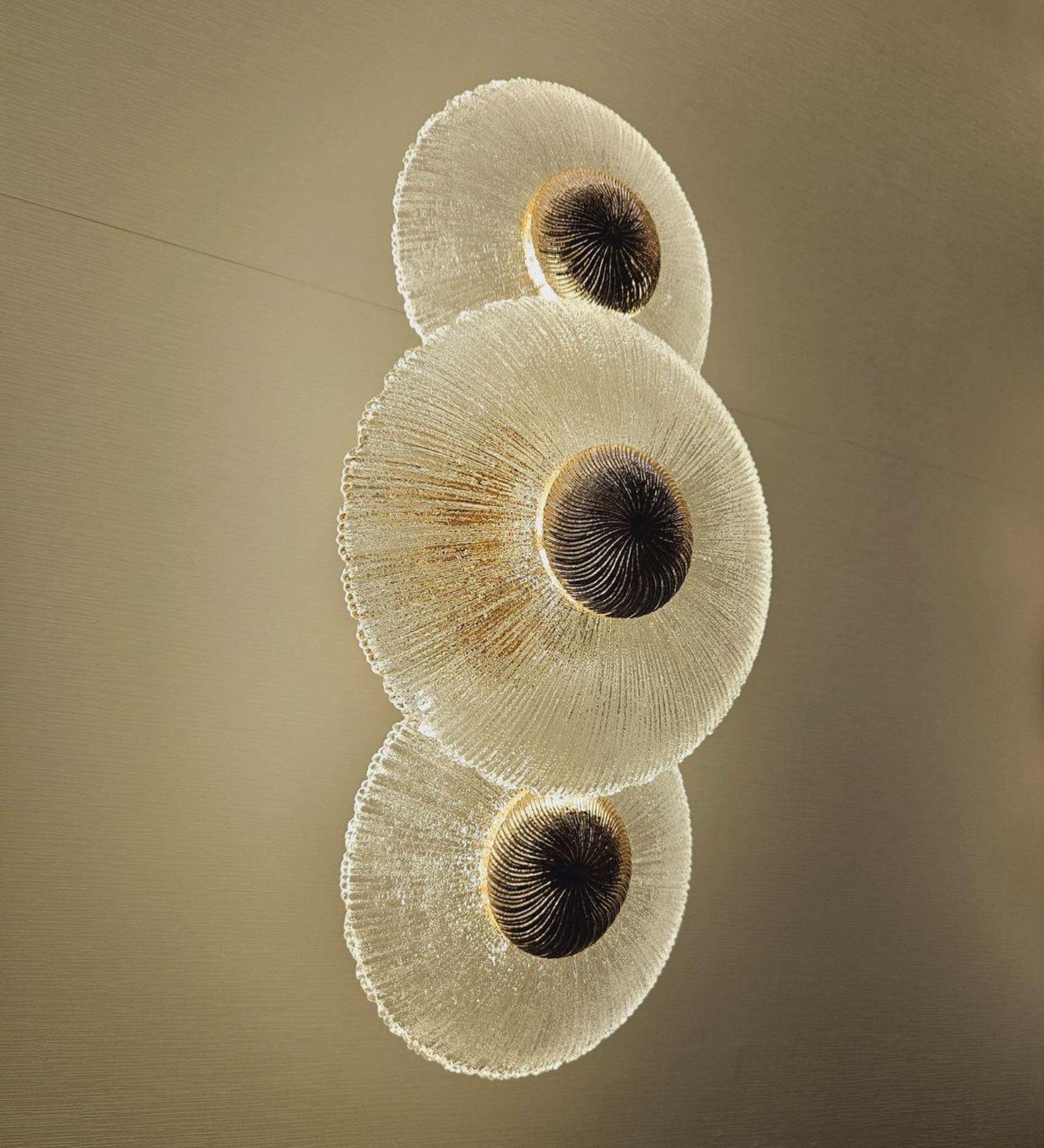 Luxurious Glass Disc Wall Lamp