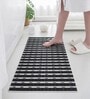 Black Slatted Pattern Rubber 38x70 cm Shower Mat
