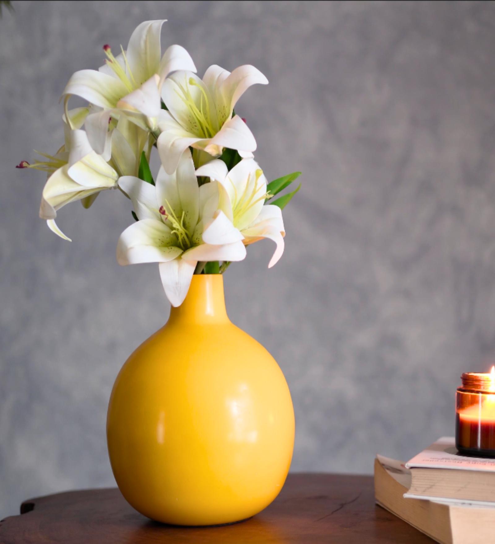 Lyra Yellow Iron Vase