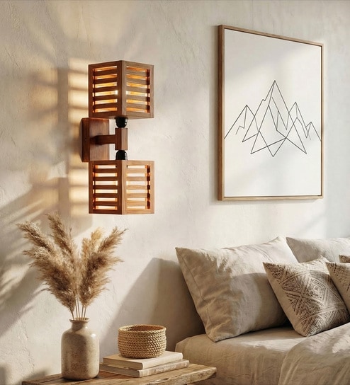 Lyon Wooden Novelty Wall Light (Natural Wood)
